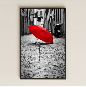 Resim Taş Sokakta Kırmızı Şemsiye Temalı Şeffaf Pleksi Tablo 