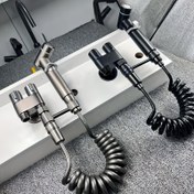 Resim Tuvalet için modern çinko alaşımlı bidet püskürtücüsü - Kolay kurulum, çift çıkış, güç gerektirmez, duvar montajlı, parlatılmış siyah bitiş - Kadınlar için ideal, ev temizliği için ideal, el bidet püskürtücüsü, Noel için en iyisidir 