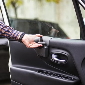 Resim Renkli Dizayn Araç Içi Hijyen Kiti 