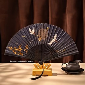 Resim Retro Kırmızı Taçlı Turna Katlanır Yelpaze - Japon/Kore Esintili Klasik Tarz, Detaylı Turna & Çiçek Deseni, Altın Vurguları, Siyah Püsküller - Kadın Modası için Hafif Taşınabilir Katlanabilir Yelpaze, Dans Performansları, Dış Mekan Seyahat Aksesuarları, Şık Moda Aksesuarı, Zarif Motifler, Premium Bitiş, Kültür Meraklıları, Geleneksel Performans, Vintage Koleksiyoncular 