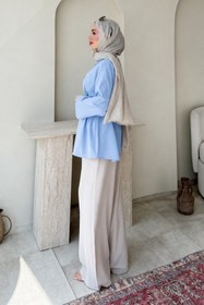 Resim Tesettür Diyarı Dekta Cotton Kumaş Broş Kemerli Tesettür Gömlek- Mavi Standart (38-42 Uyumlu) 