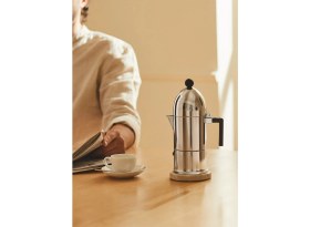 Resim Alessi La Cupola Espresso Makinesi, 6 Fincanlık, 300 Ml, Alüminyum, Aldo Rossi Tasarımı 