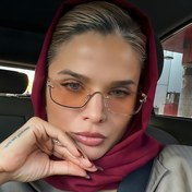 Resim 1 adet Y2K Retro Sokak Giyim Metal Yarı Çerçeveli Moda Gözlükleri Kadınlar ve Erkekler için - Siyah Çerçeve ile Altın Detaylar, Şeffaf Lensler, Zarif ve Şık Tasarım, Günlük Kıyafetler, Partiler ve, Parti Gözlükleri, Minimalist Gözlükler, Dayanıklı Gözlükler 