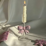 Resim 1 Adet Şık Büyük Fiyonklu Cam Mumluk - Romantik Yemek Masası Dekorasyonu, Akşam Partileri, Düğünler ve Özel Günler İçin Uygun, Sevgililer Günü, Anneler Günü veya Mezuniyet Sezonu için Mükemmel Seçim 