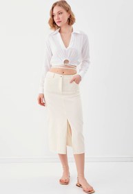 Resim Vitrin Beli Halka Detaylı V Yaka Lastikli Crop Bluz 