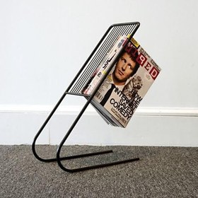 Resim Metal Dergilik Plaklık Metal Ayaklı Kitaplık 