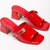 Resim Büyük Beden Kadın Topuklu Terlik Kırmızı Rugan Yüzlü Taşlı Tokalı-3880 Kırmızı 