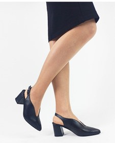 Resim Hakiki Deri Siyah Renk Lazer Kesim Kalın Topuk Kadın Topuklu Sandalet Siyah 