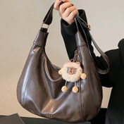 Resim Kadınlar için Kahve Renkli Peluş Aslan Süslemeli Çapraz Vücut Çantası - Büyük Kapasiteli Şık Vintage Omuz Çantası İşe, Günlük Kullanıma ve Partilere Uygun, Ayarlanabilir Askılı & Fermuarlı Kapatma, Parti Aksesuarı, Kenar Detayları 