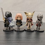 Resim Kurtlar, Büyücüler, Şövalyeler ve Savaşçı Figürleri dahil olmak üzere Savaş Serisi Karakter Modelleri, Araba Süsleri veya Ofis Masası Süsleri için uygun. 