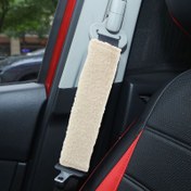 Resim Araba Emniyet Kemeri Omuz Pedleri - Yumuşak Peluş Bej Ergonomik Tasarım, Kolay Klipsli Montaj Rahatlık ve Stil İçin, Tüm Araçlara Uyar, Araç İçi Aksesuar | Doku Gibi, Emniyet Kemeri Kılıfı Omuz Kayışı 