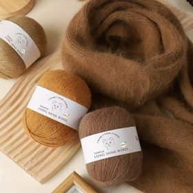 Resim 4 adet sahte vizon yünü ve uzun yün 200g+80g 50g sahte vizon yünü*4+20g yardımcı iplik*4, cilt dostu ve sıcak, yumuşak ve moda, atkı, kazak, şapka vb. örgü için kullanılır 