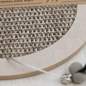 Resim Genel Markalar Doğal Sisal Oyuncaklı Kedi Tırmalama Matı Kedi Tırmalama Tahtası Kedi Otu Catnip İçerikli 