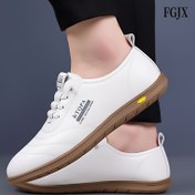 Resim Erkek Rahat Kayma Sneaker'ları - Yumuşak Suni Üst, Kahverengi PVC Taban, Yuvarlak Burun Tasarımı, İlkbahar/Yaz/Sonbahar İçin Düşük-Top Rahat Ayakkabılar, Günlük Rahat Ayakkabılar | Modern Rahat Ayakkabılar | Dayanıklı PVC Taban 