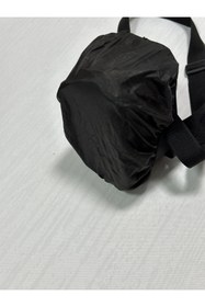 Resim anonim pos taşıma çantası yağmurluklu 