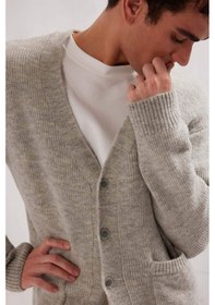 Resim DeFacto Relax Fit V Yaka Basic Düz Cepli Triko Hırka E8392AX24CWGR210 