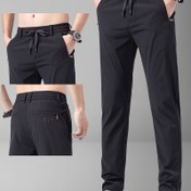 Resim Yazlık Dış Mekan Sporları ve Dinlenme Pantolonları, Bağcıklı Orta Yükseliş, Baskılı Arka Cep ve Fermuarlı Cep Tasarımı ile, Dış Mekan Sporları Aktiviteleri için Uygun. 