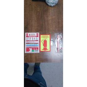 Resim 6 kg Foam Köpüklü Yangın Söndürme Tüpü 4 Yıl Garanti 3M N95 Maske Askı Aparatı kullanma talimatı ve fosforlu levha dahil 