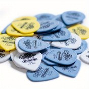 Resim 5 Adet Premium Selüloit Gitar Plektren - Çeşitli Kalınlıklar (0.5mm'den 1.14mm'ye) Akustik & Elektrik Gitarlar, Bas için - Dayanıklı, Hafif ve Rahat Tutuşlu, Akustik Gitar Aksesuarları 