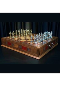 Resim Gifthome Orta Boy Metal İspanyol Satranç Takımı Parlak Ve Masif Ahşap Çekmeceli Tahtası 38x38x6 Cm. 