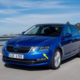 Resim Vass41 Skoda Octavia 3 Makyajlı 2017-2020 Sol Ön Far Yıkama Kapağı 5E0955109E 