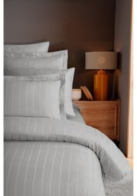 Resim Pierre Cardin Çizgili Saten Nevresim Takımı Çift Kişilik Voyage Gri 