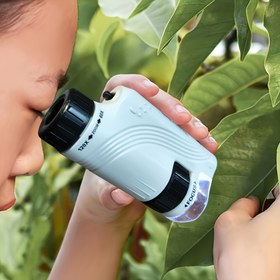 Resim Çocuklar için Taşınabilir Mini Mikroskop, Eğitici Bilim Deneyi Oyuncağı, Hafif ve Kompakt Tasarım, Plastik Optik Mikroskop, Düğme Pil ile Çalışır, 3-6 Yaş Çocuklar için, İdeal Noel Hediyesi 