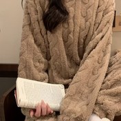 Resim Kadınlar İçin Zarif Koral Polar Jakarlı Pijama Takımı - Kışlık Düz Renk Kalınlaştırılmış Rahat Ev Giyimi İki Parçalı 