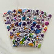 Resim 8 Yaprak BEVILLE Uzay Temalı Sevimli Astronot Sticker Kitabı - Gezegenler, Roketler, Uzaylılar, Astronotlar ve Dinozor Benzeri Yaratıklar (Güneş Sistemi) İçeren 8 Yapışkanlı Kendinden Yapışkanlı Sayfa, Scrapbooking, DIY El Sanatları, Plastiksiz Etiketler 