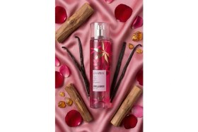 Resim Cosmolive Vücut Spreyi Body Mist | Gold Angel | Vanilla Wood | Kadın | Işıltılı | Nemlendirici | 250 ml 