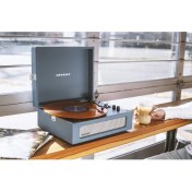 Resim Crosley Voyager Bluetooth Alıcılı ve Taşınabilir Açık Mavi Vintage Plak Çalar Pikap 