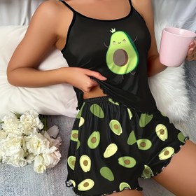 Resim Avokado Desenli Sevimli Pijama Takımı Kadınlar için - Polyester Örgü Kumaşlı, Yuvarlak Yaka ve Çizgi Film Desenli Uyku Giysileri - Desenli Şortlu Rahat Eşofman ( %95 Polyester, %5 Elastan) 