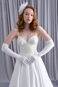 Resim Tangül&Ali'S Moda Evi Çift Askılı Dantelli Eldivenli Gelinlik 