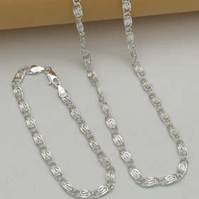 Resim 2 adet Lüks Gümüş Kaplamalı Şık Zincir Kolye ve Bilezik Seti - İnce Dokulu Dönen Tasarım, Paslanmaz Çelik, Günlük Kullanım ve Partiler için Mükemmel, Çok Yönlü Aksesuar|İnce Dokulu Dönen Zincir|Dayanıklı Takı 