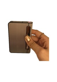 Resim Çakmaklı Tabaka Kısa Sigara Çıkaran Tabaka Çakmak 