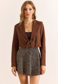 Resim Olalook Kadın Kahverengi Astarlı Bağcık Detaylı Crop Blazer Ceket CKT-19000464 