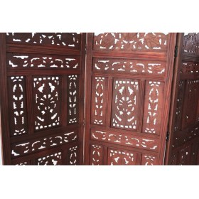 Resim MCM Group Ahşap Maun Rengi El Oyması Paravan 