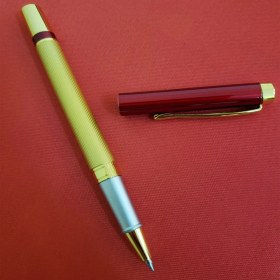 Resim Kutulu Kırmızı Gold Tasarım Roller Kalem 