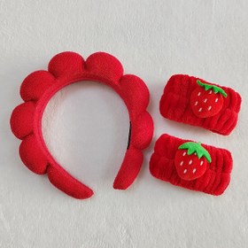 Resim 3 adet Sevimli Çilek Bulutlu Sünger Başlık ve Peluş Bileklik Seti - Yumuşak Terry Kumaş, Ayarlanabilir, Emici, Esnek Bant Yüz Maskeleri ve Cilt Bakımı Uygulaması için, Çekici Boyutlar | Canlı Pastel Renkler | Örgü Dokusu, Sevimli Başlıklar 