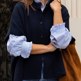 Resim Kadın Şık Hırka - Lacivert Düğmeli, Dik Yaka Kazak, Ofis ve Günlük Kombinler İçin Hafif Katmanlı Giyim - İlkbahar/Sonbahar Geçiş Kıyafetleri, Hırka Kazak, Ofis Giyimi, Retro Moda, Kaliteli Dikiş, Sonbahar Gardırobu, kışlık giysiler, kadın kışlık, hırka modelleri, hırka kadın 