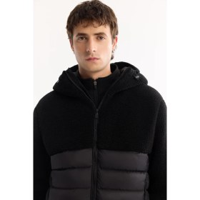 Resim AVVA Erkek Siyah Kapüşonlu Rüzgar Geçirmez -4°C Dayanıklı Şişme Peluş Comfort Fit Mont A52Y6158 