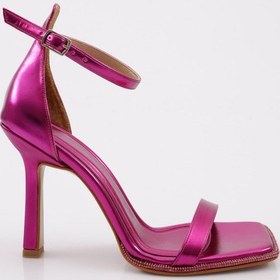 Resim Dgn 2025 Kadin Kalin Bantli Silver Taş Detayli Bilekten Kemer Bağlamali Arkasi Kapali Topuklu Sandalet 2025-2219-R13775 Fuşya 