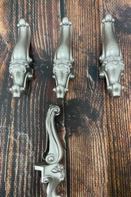 Resim Çt Çeyizci Tekstil Plastik Küçük Ayak Gümüş Renk 4 Adet 