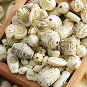 Resim 50G/100G 17mm Bej Desen Serisi Retro Barok Karışık Rastgele Renkli Boncuklar Akrilik Boncuklar Bileklik Boncukları Delikli Retro Tarzı Takı ve Bileklik Yapımı için Uygun Bileklik Boncukları Bileklik Küpe Aksesuarları için Çok Uygun 