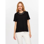 Resim Faik Sönmez Yakası Zincir Şerit Detaylı Yuvarlak Yaka Kadın T-Shirt W26TSH062 (UW26TSH062) 