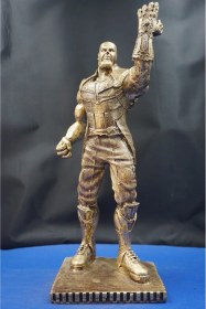Resim Thanos Marvel Avengers Heykel Biblo Süper Gücün Simgesi Hediyelik Aksesuar 35 Cm Altın 