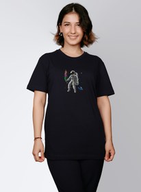 Resim ErTaPassage Kadın Siyah Dondurma Tutan Astronot Baskılı Standart T-shirt T2387923 