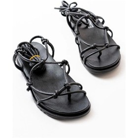 Resim Siyah Bilekten Bağcıklı Kadın Sandalet Siyah 
