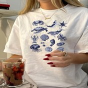 Resim Kadınların Retro Deniz Hayatı Baskılı T-Shirt'i, %100 Polyester Yuvarlak Yaka, Geometrik Desen, Düzenli Uzunluk, Yaz Örgü Kumaş Üstü, 200g/m² 