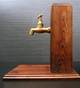 Resim Kişiye Özel Doğal Ahşap Içki Standı Çeşmeli Şarap Viski Rakı Eskitme Ceviz 